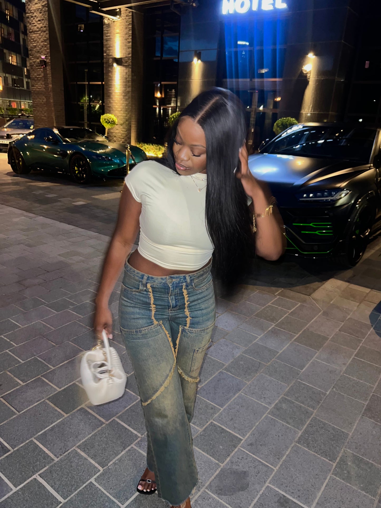 AALIYAH UNIT HD 5X5' 24" STRAIGHT VIRGIN HAIR CLOSURE WIG